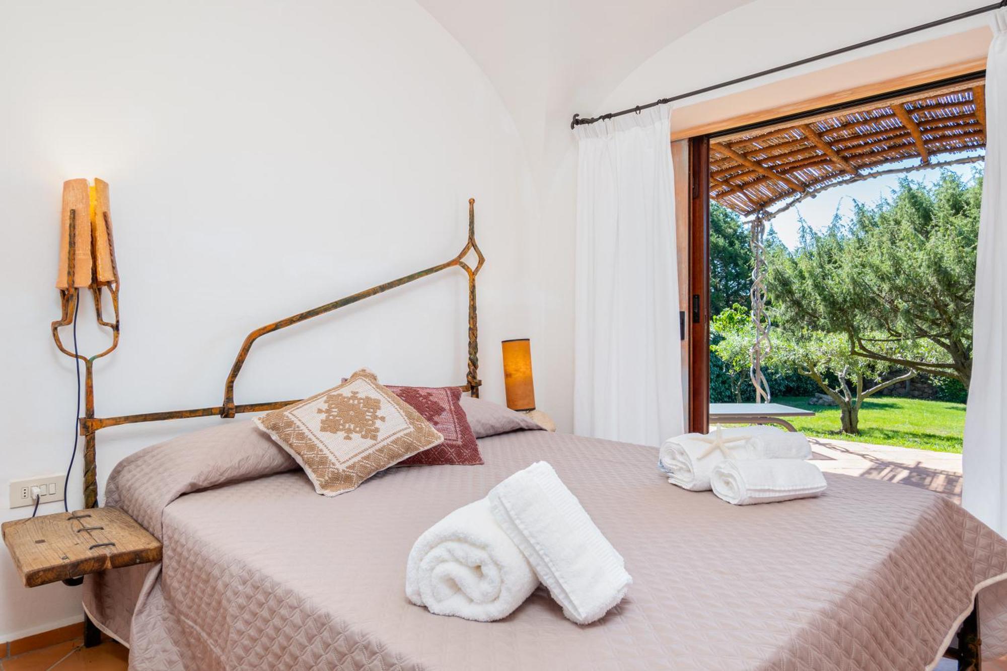Sa Villa Cala Ginepro Monte Petrosu Exterior photo